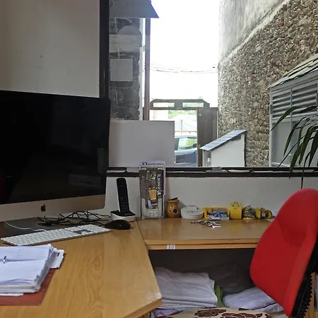 San Lazaro 사리아루고