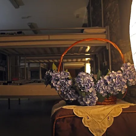 San Lazaro Vandrarhem *