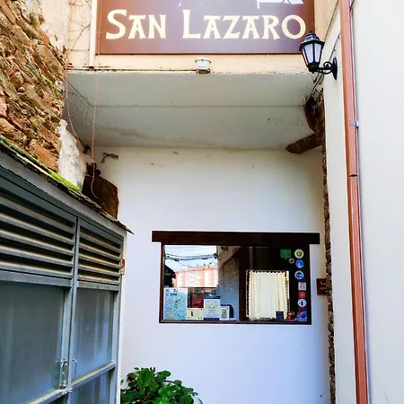 Hostal San Lázaro *