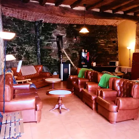 San Lazaro Vandrarhem Sarria