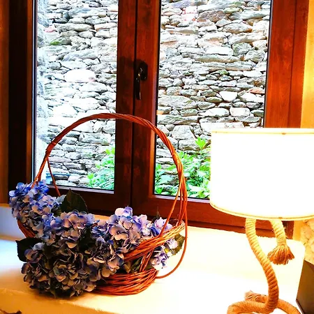 San Lazaro 호스텔 *