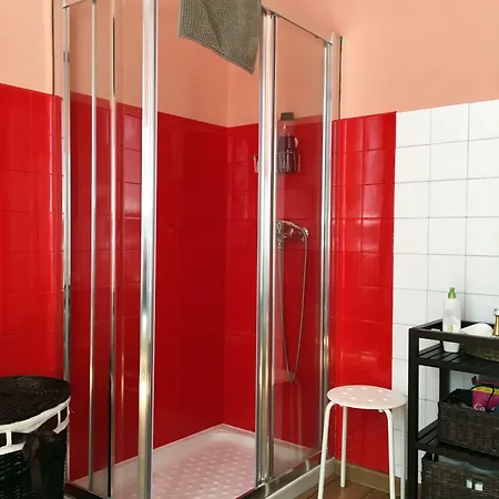 San Lazaro Vandrarhem *